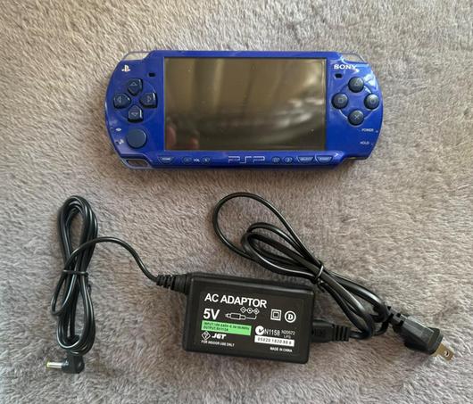 PSP 2000 Limited Edition Metallic Blue photo