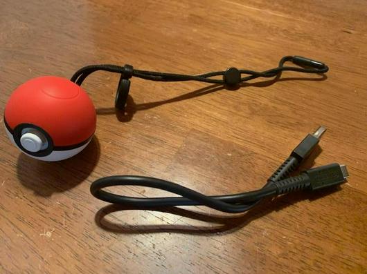 Poke Ball Plus photo