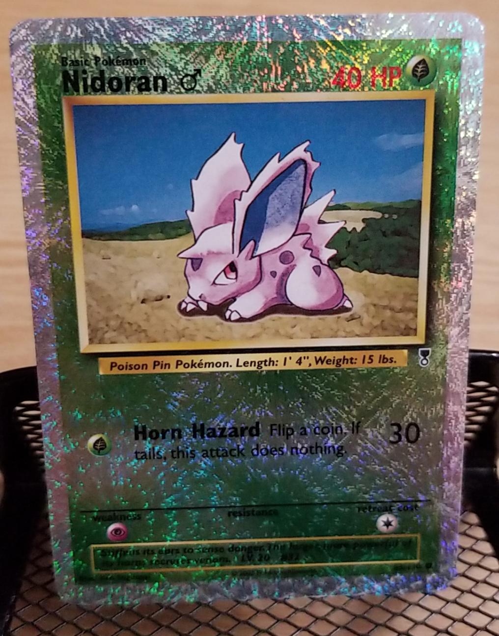 Nidoran [Reverse Holo] Ungraded Pokemon Legendary Collection