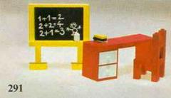 LEGO Set | Blackboard and School Desk LEGO Homemaker