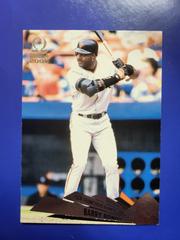 Barry Bonds #126 Baseball Cards 2000 Pacific Omega Prices