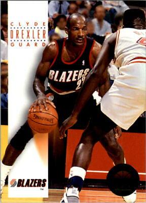 Clyde Drexler #150 Basketball Cards 1993 Skybox Premium