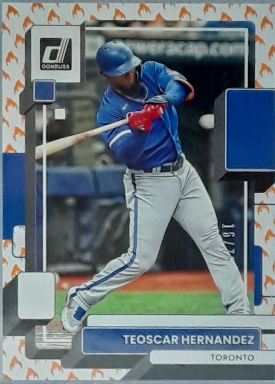 Teoscar Hernandez [On Fire Emoji] #115 Baseball Cards 2022 Panini Donruss