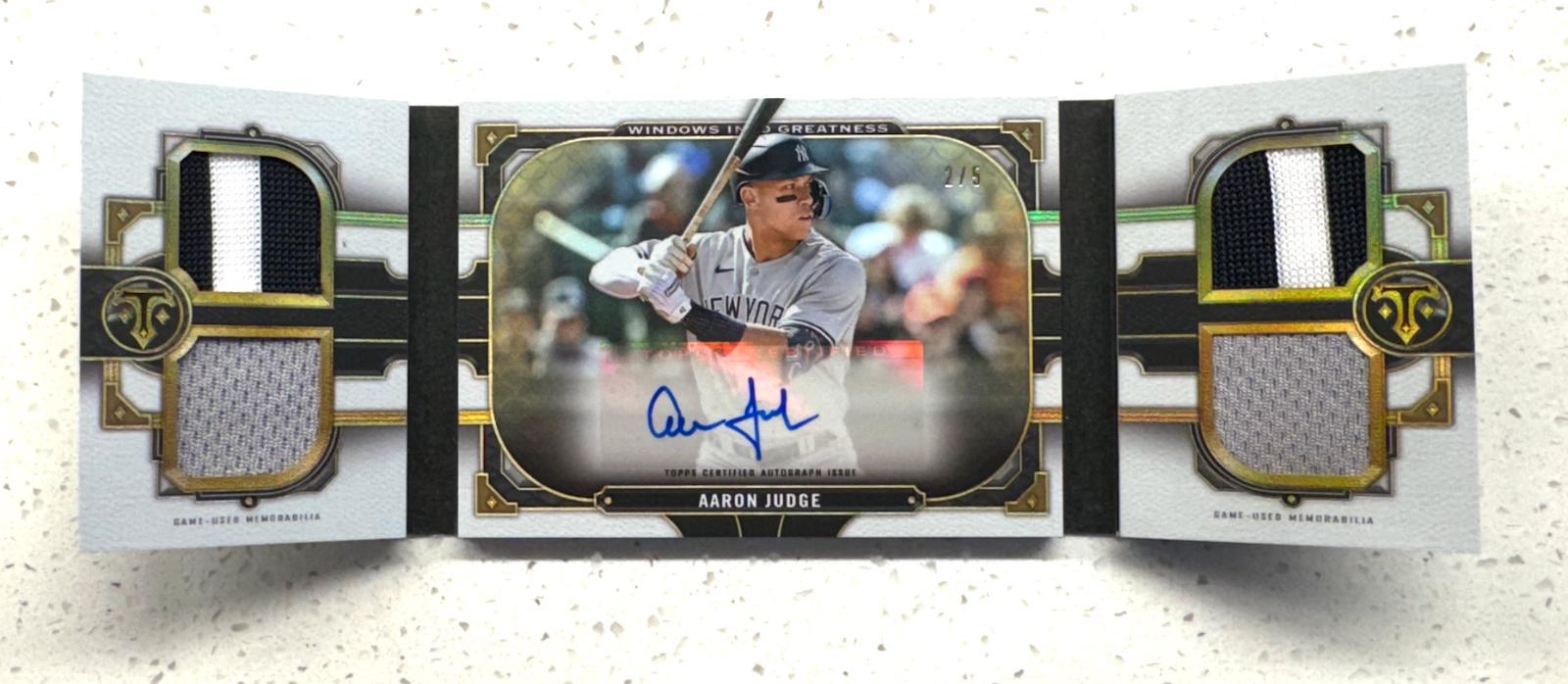 Aaron Judge #WGAR-AJ Baseball Cards 2022 Topps Triple Threads Windows into Greatness Autograph Relic