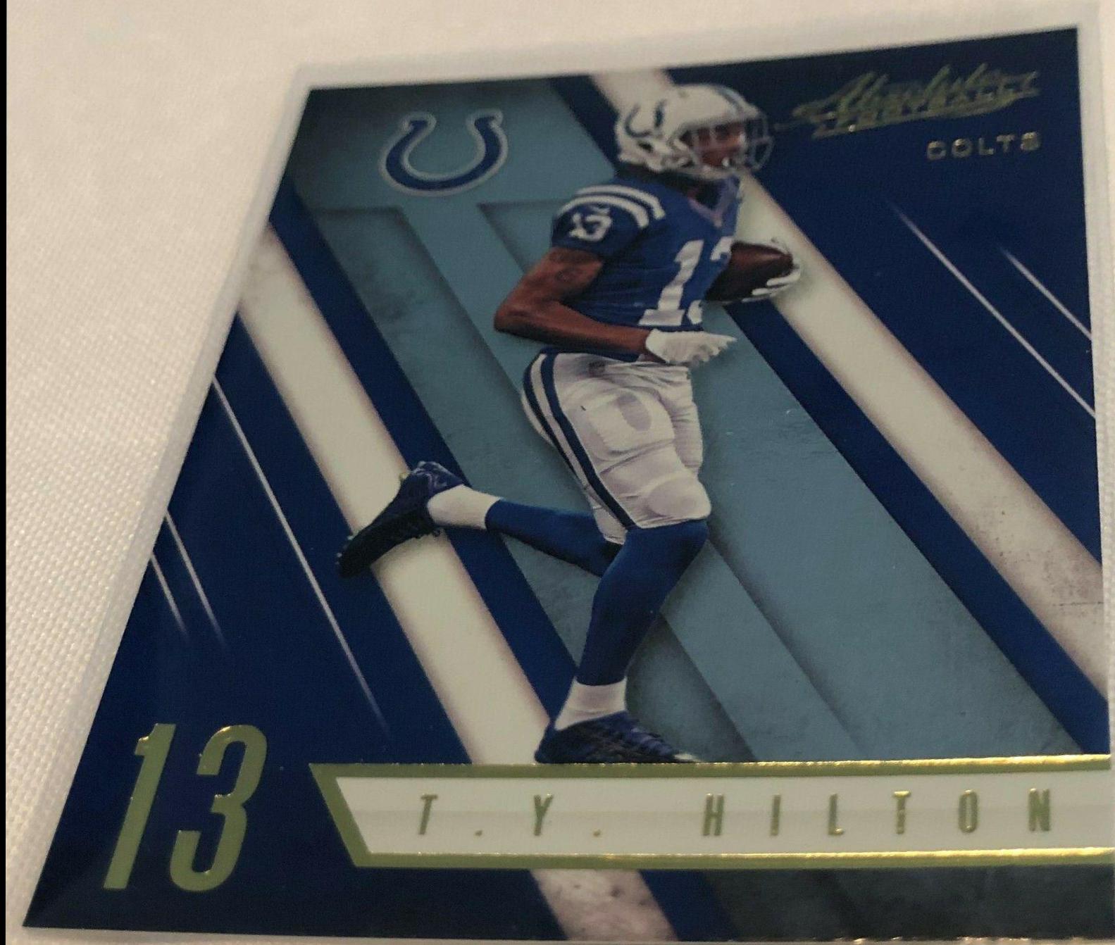 T.Y. Hilton #10 Football Cards 2016 Panini Absolute