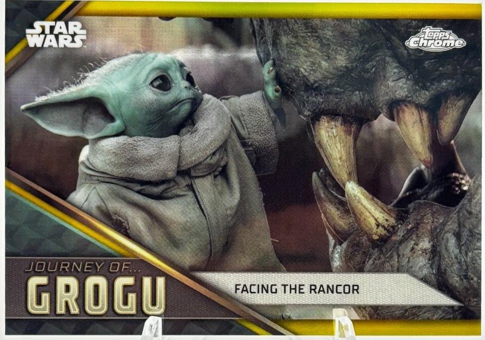 Facing the Rancor [Gold Refractor] #JG-19 Star Wars 2023 Topps Chrome Journey of Grogu