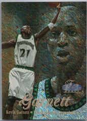 Kevin Garnett [Row 1] #4 Basketball Cards 1997 Flair Showcase Prices