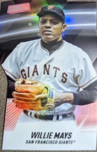 Willie Mays [Red] #T-4 Baseball Cards 2022 Stadium Club Triumvirates