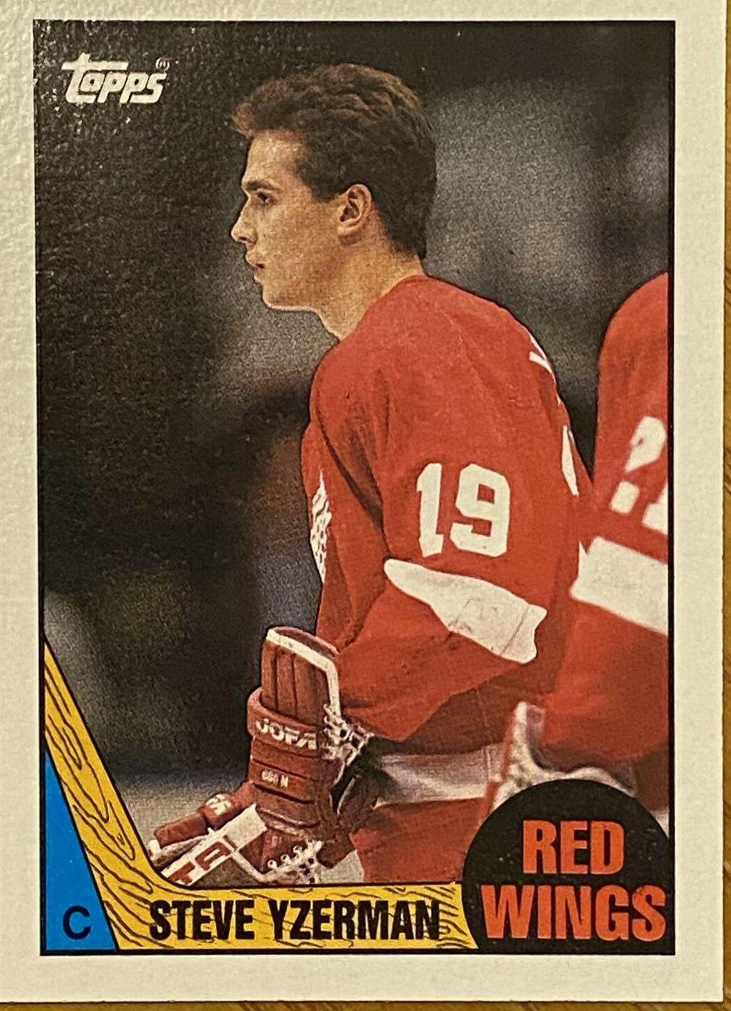 Steve Yzerman #56 Hockey Cards 1987 Topps