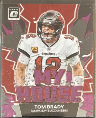 Lot of 15 NFL Trading Cards Panini Optic Rookies fashion + Tom Brady