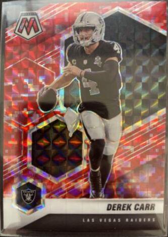 Derek Carr [Camo Red Mosaic] #104 Football Cards 2021 Panini Mosaic