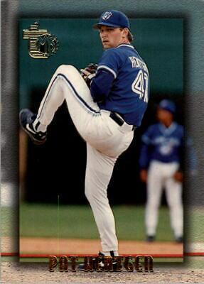 Pat Hentgen #5 Baseball Cards 1995 Topps Embossed