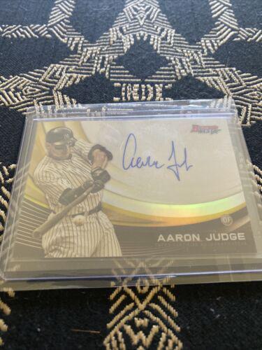 Aaron Judge [Gold Refractor] #MA-AJ Baseball Cards 2017 Bowman's Best Monochrome Autograph