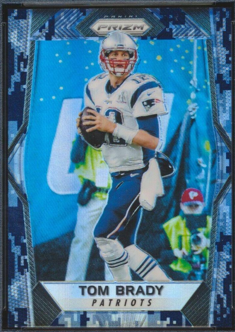 Tom Brady [Camo Prizm] #33 Football Cards 2017 Panini Prizm