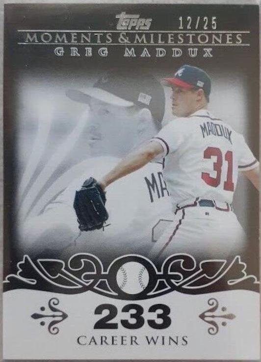 Greg Maddux [31 Career Wins Black] #8 Baseball Cards 2008 Topps Moments & Milestones