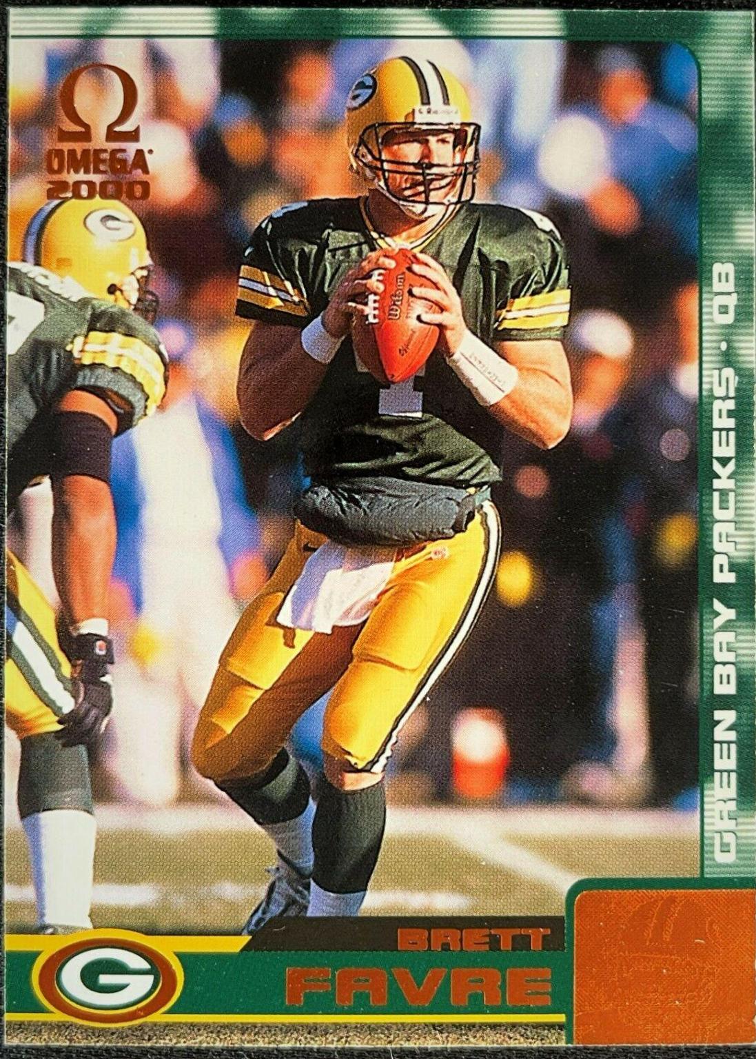 Brett Favre [Copper] #53 Football Cards 2000 Pacific Omega