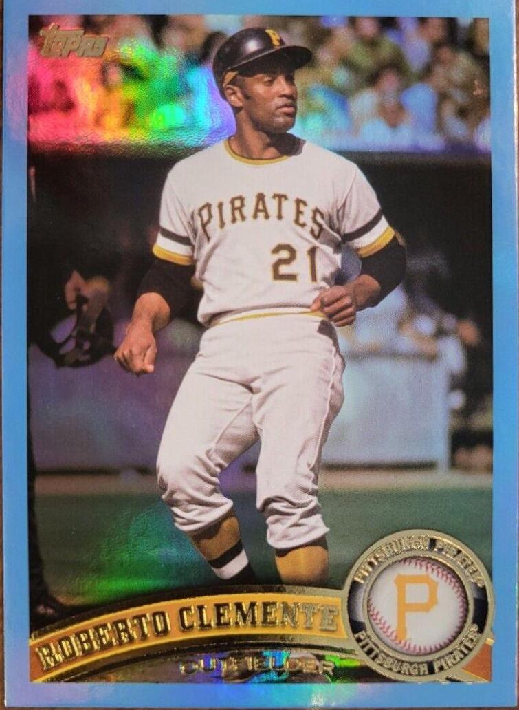 Roberto Clemente [Blue Foil] #242 Baseball Cards 2021 Topps Archives