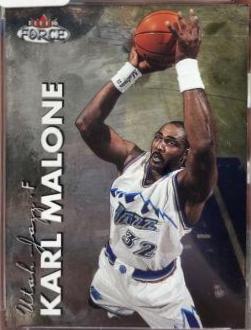 Karl Malone #126 Basketball Cards 1999 Fleer Force