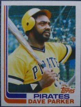 Dave Parker [Blackless] #40 Baseball Cards 1982 Topps