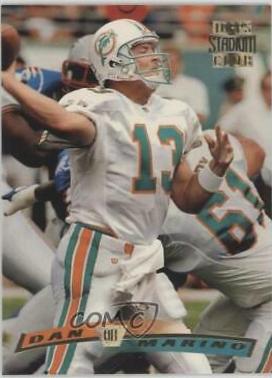 Dan Marino [Members Only] #260 Football Cards 1996 Stadium Club