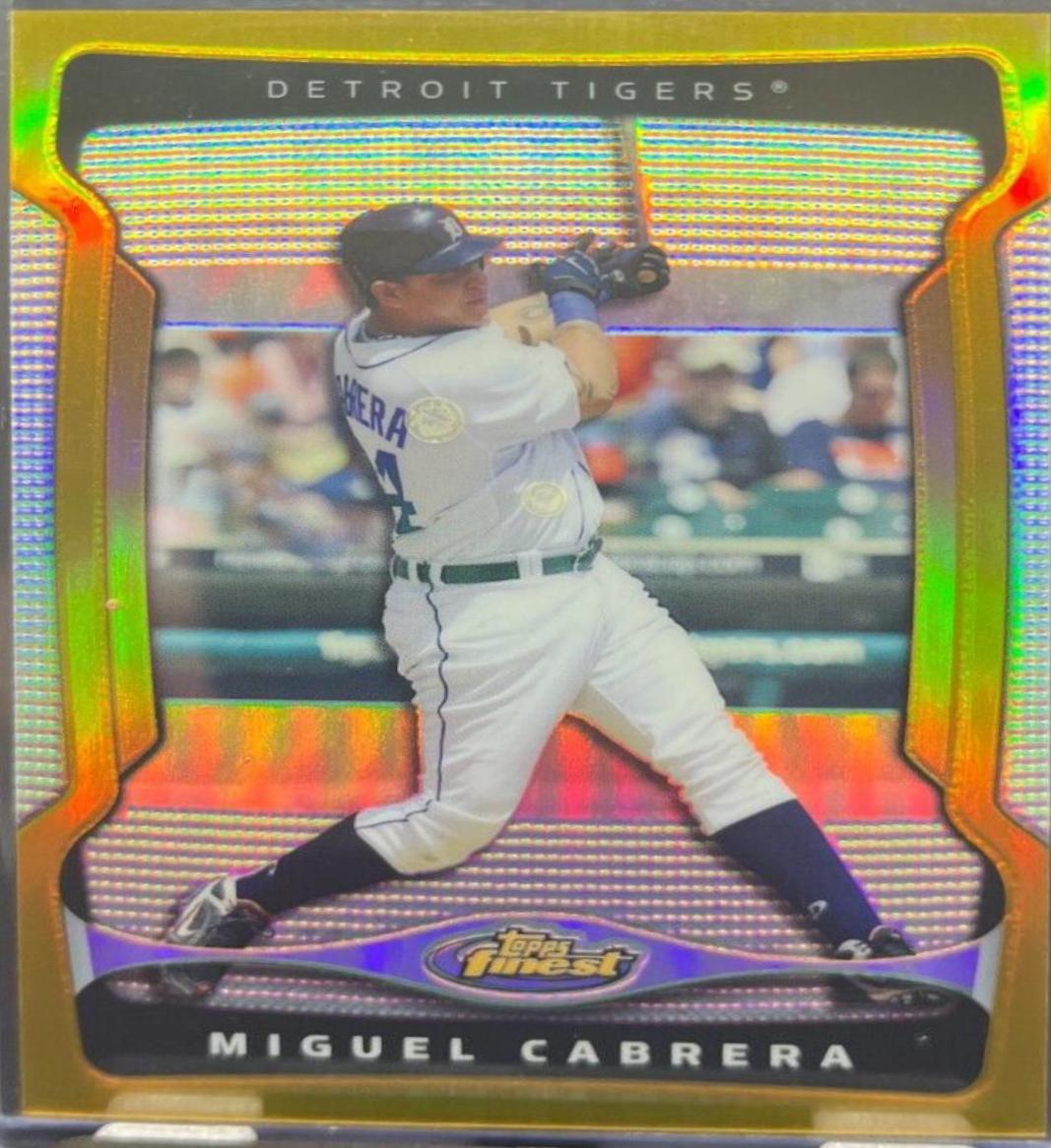 Miguel Cabrera [Gold Refractor] #95 Baseball Cards 2009 Finest