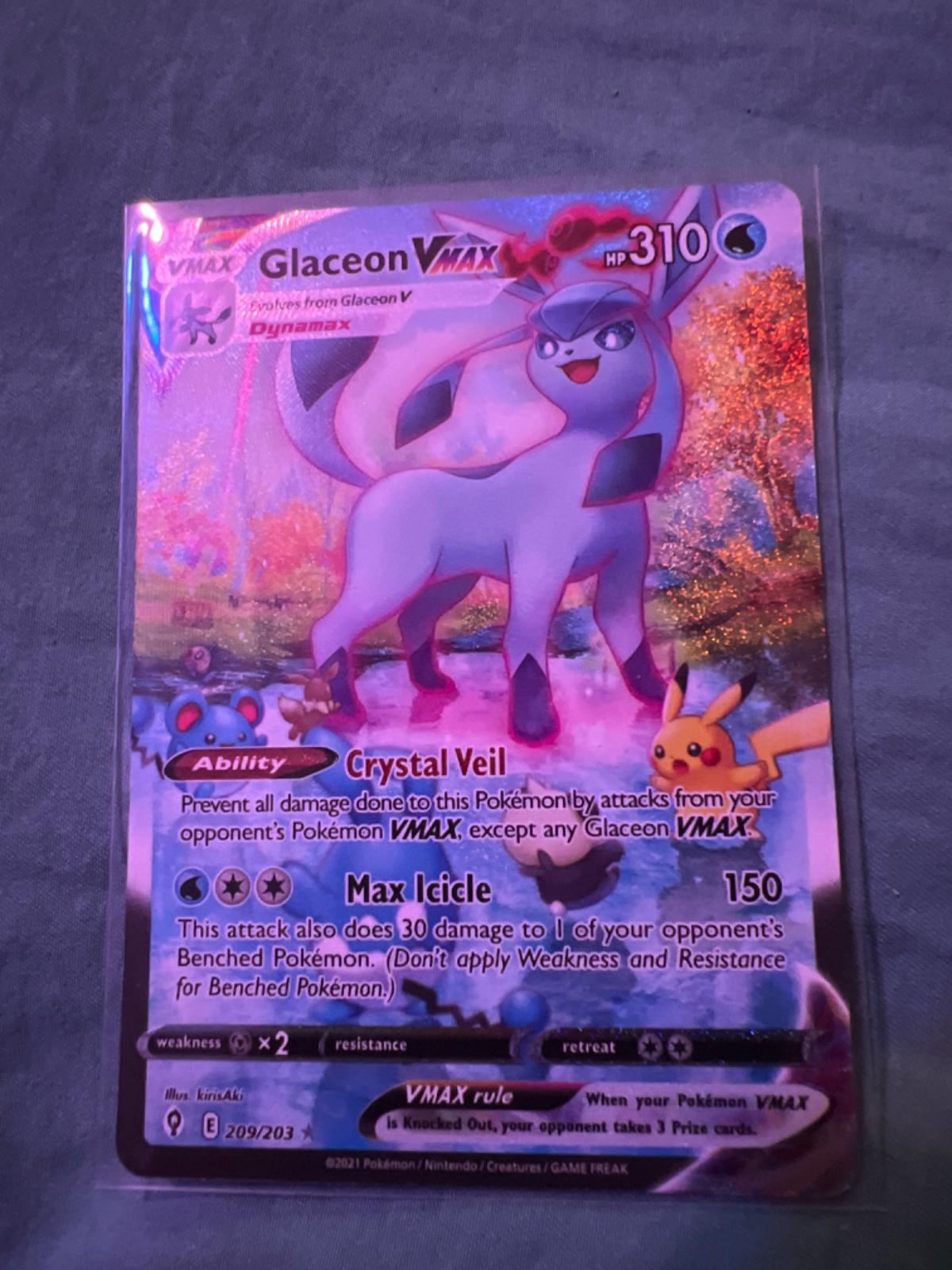 Glaceon Vmax 