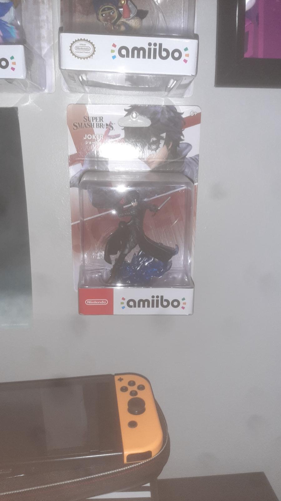 Joker New Item, Box, and Manual Amiibo