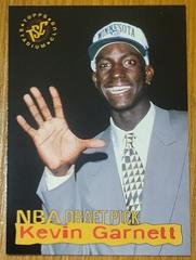 Kevin Garnett #5 Basketball Cards 1995 Stadium Club Draft Picks Prices