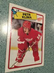Petr Klima #28 Hockey Cards 1988 Topps Prices
