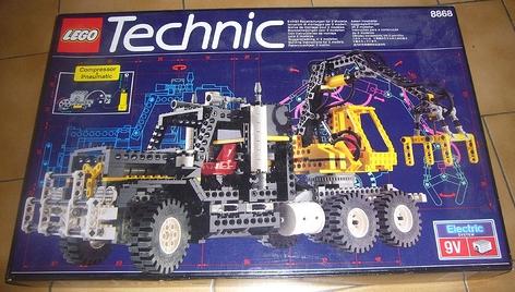 Air Tech Claw Rig #8868 LEGO Set Prices | New, Boxed, Loose Values