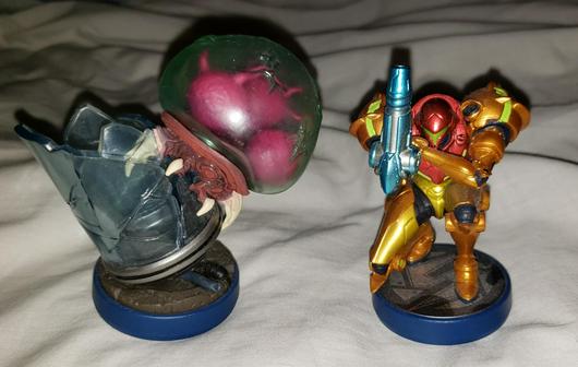 Metroid 2 Pack photo