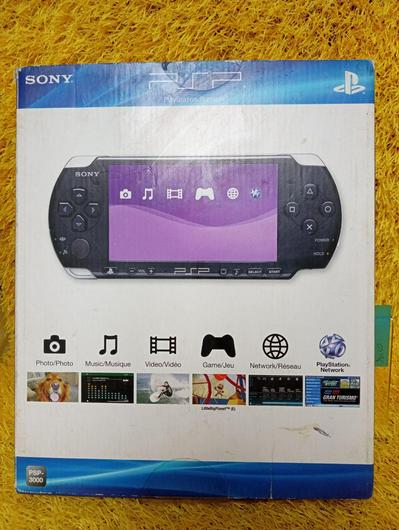 PSP 3000 | Item, Box, and Manual | PSP