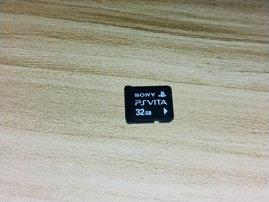 Vita Memory Card 32GB photo