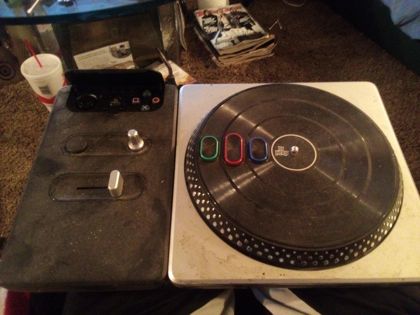 DJ Hero Stand-Alone Turntable Playstation 3