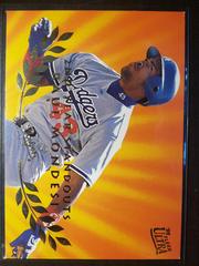 Raul Mondesi 2nd Year Standout #10 Baseball Cards 1995 Ultra 2nd Year Standouts Prices