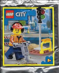 Builder and Traffic Light #952111 LEGO City Prices