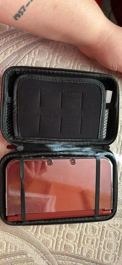 New Nintendo 3DS XL Red photo
