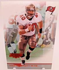 Mike Alstott [Red] #12 Football Cards 2002 Topps Debut Prices