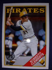 Roberto Clemente #2T88-46 Baseball Cards 2023 Topps Series 2 1988 35th Anniversary Prices