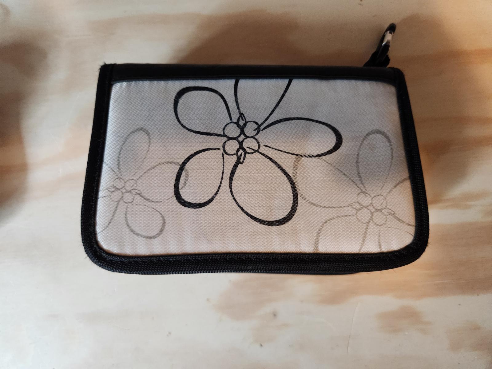 Gameboy Advance Carrying Case [Flower] GameBoy Advance