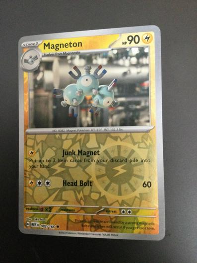 Magneton [Reverse Holo] #82 photo