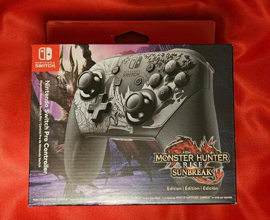 Nintendo Switch Pro Controller [Monster Hunter Rise Sunbreak Edition] photo