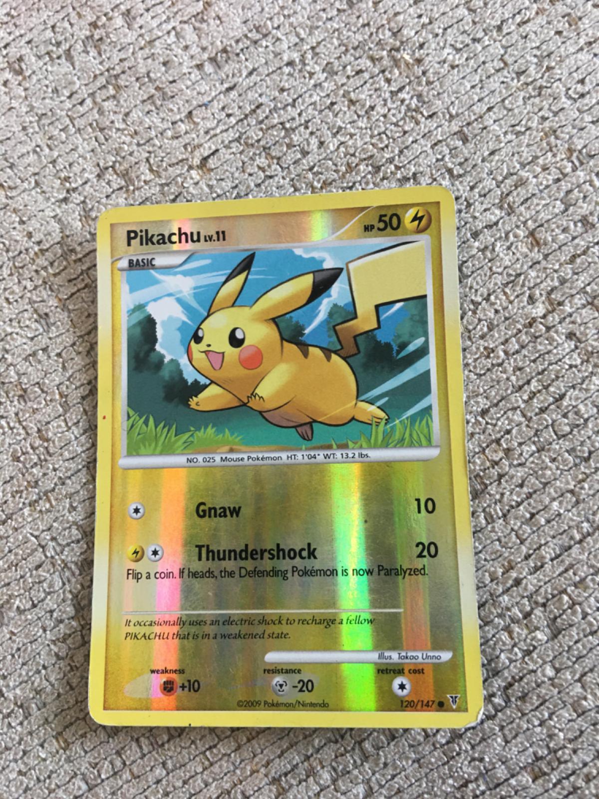 Pikachu [Reverse Holo] #120 Pokemon Supreme Victors