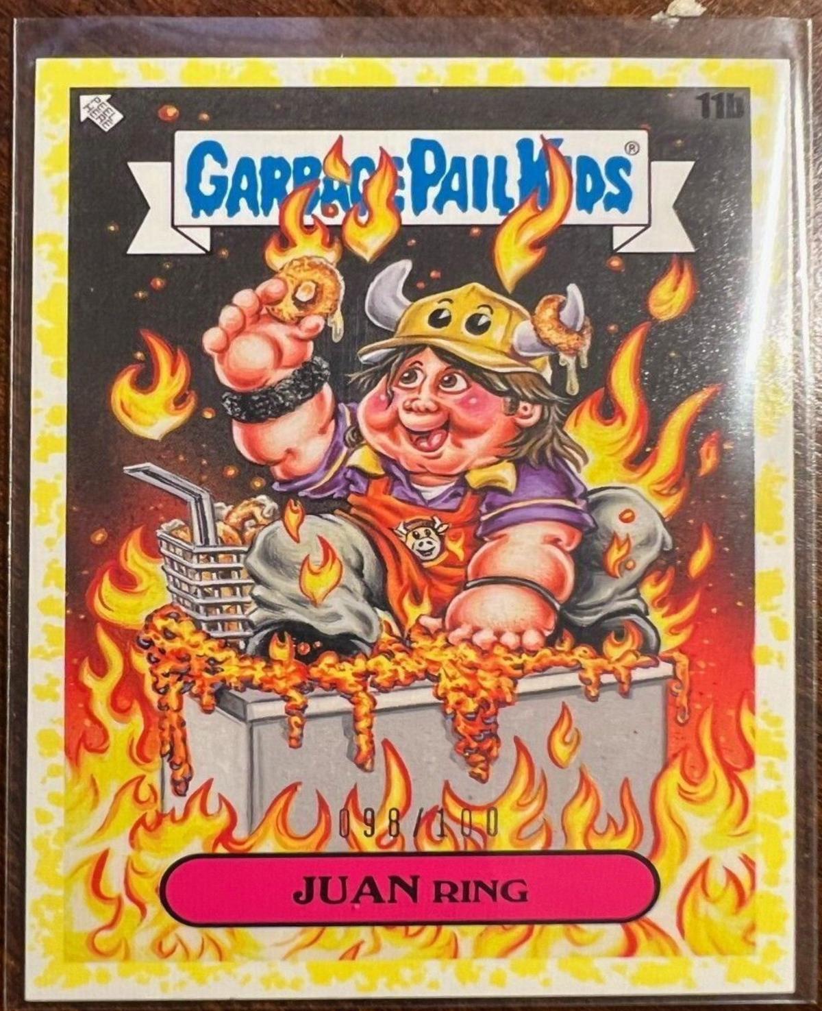 JUAN Ring [Yellow] #11b Garbage Pail Kids X View Askew