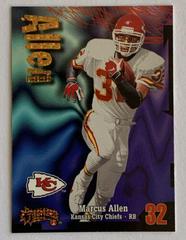 Marcus Allen [Super Rave] #32 Football Cards 1998 Skybox Thunder Prices
