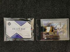 Kyle Hamilton #DSB-KH Football Cards 2022 Panini Limited Draft Day Signatures Booklet Prices