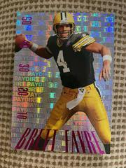Brett Favre [Purple] #PD10 Football Cards 1995 Skybox Premium Paydirt Prices