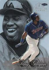Tony Gwynn [Row 3] #9 Baseball Cards 1999 Flair Showcase Prices