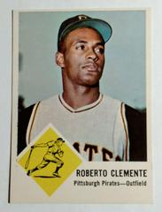 Roberto Clemente #56 Baseball Cards 1963 Fleer Prices
