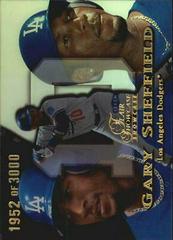 Gary Sheffield [Row 1] #69 Baseball Cards 1999 Flair Showcase Prices